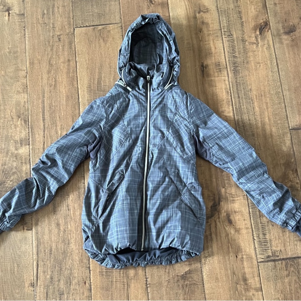 Lululemon plaid/grey jacket